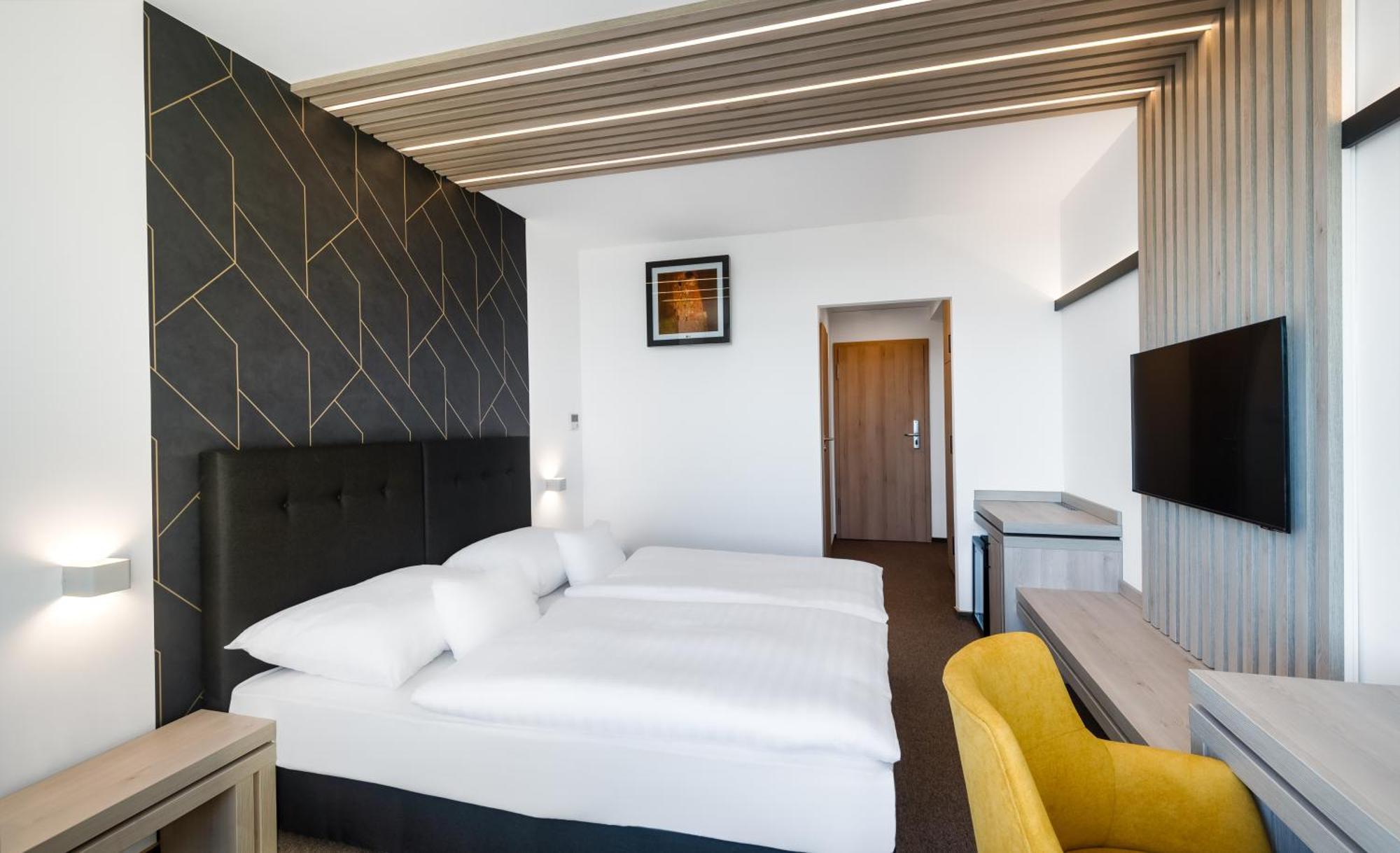 Hunguest Helios Heviz Hotel Exterior photo